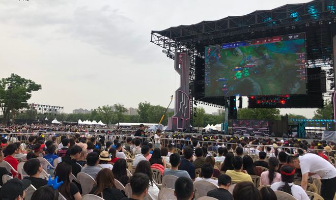 国际化又迈 国际化又迈