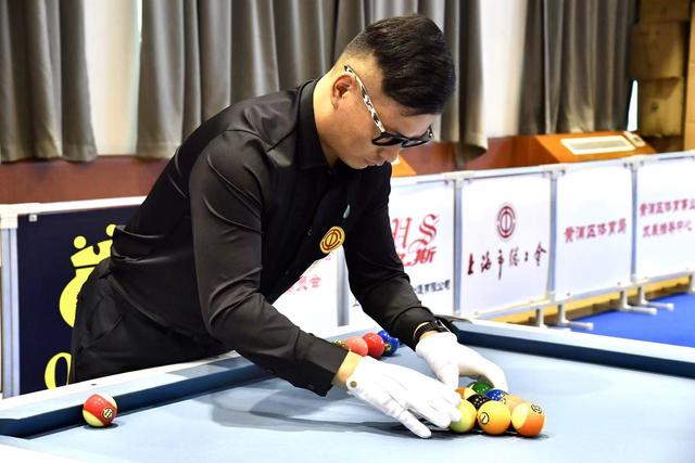 在场上发挥 在场上发挥