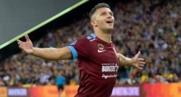 成功问鼎 成功问鼎