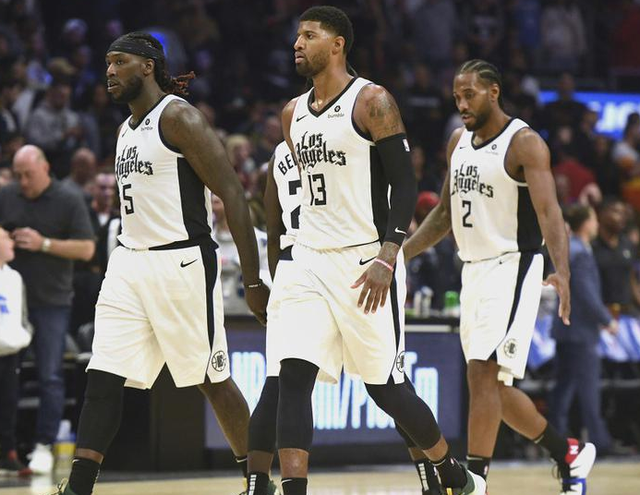 队将焦点从 队将焦点从