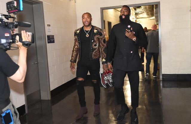 三三区提供 三三区提供